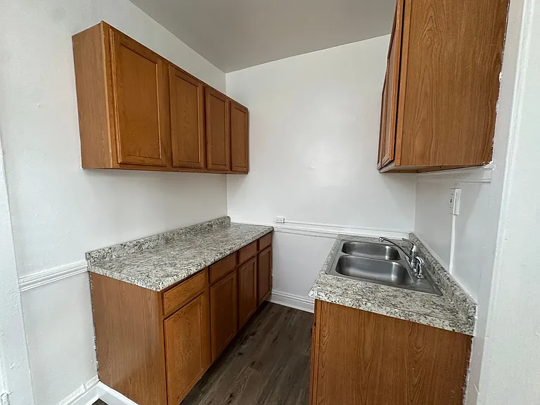 7018 N Sheridan Rd #3G — Photo 5