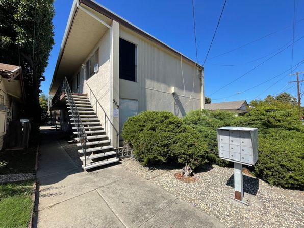 349 Richmond Ave APT 2