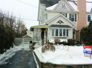 102 Woodbine Rd, Havertown, PA 19083