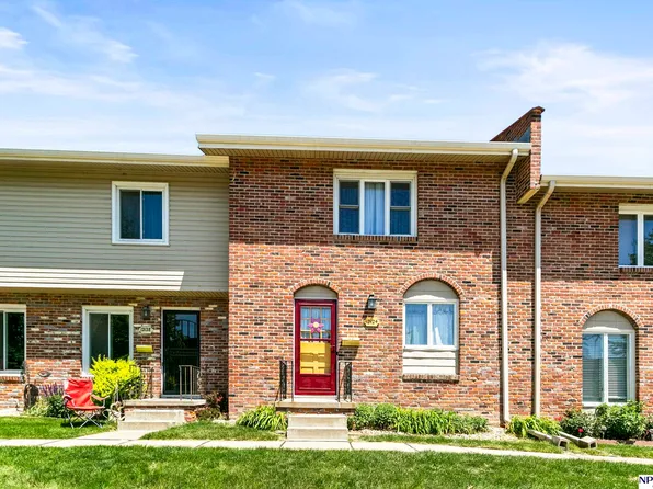 12124 Burt St, Omaha, NE 68154