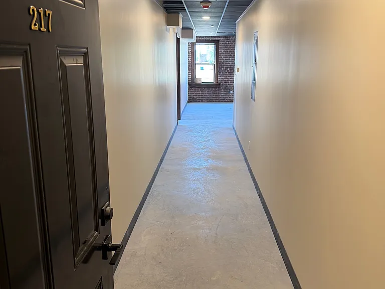 208 Marshall St #17 — Photo 8