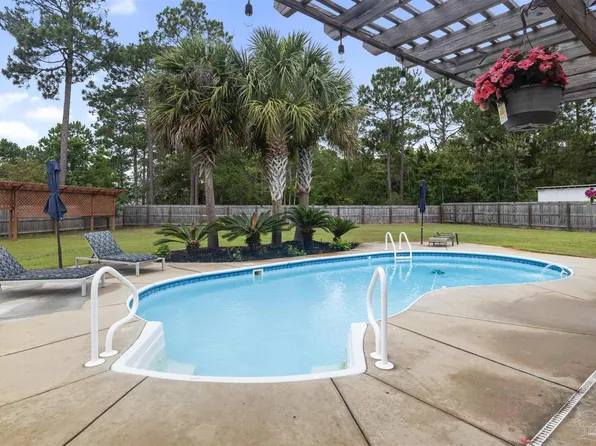 6384 Old Harbor Ct, Gulf Breeze, FL 32563