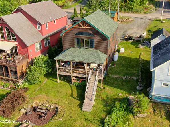 218 S Shore Rd E, Caroga Lake, NY 12032