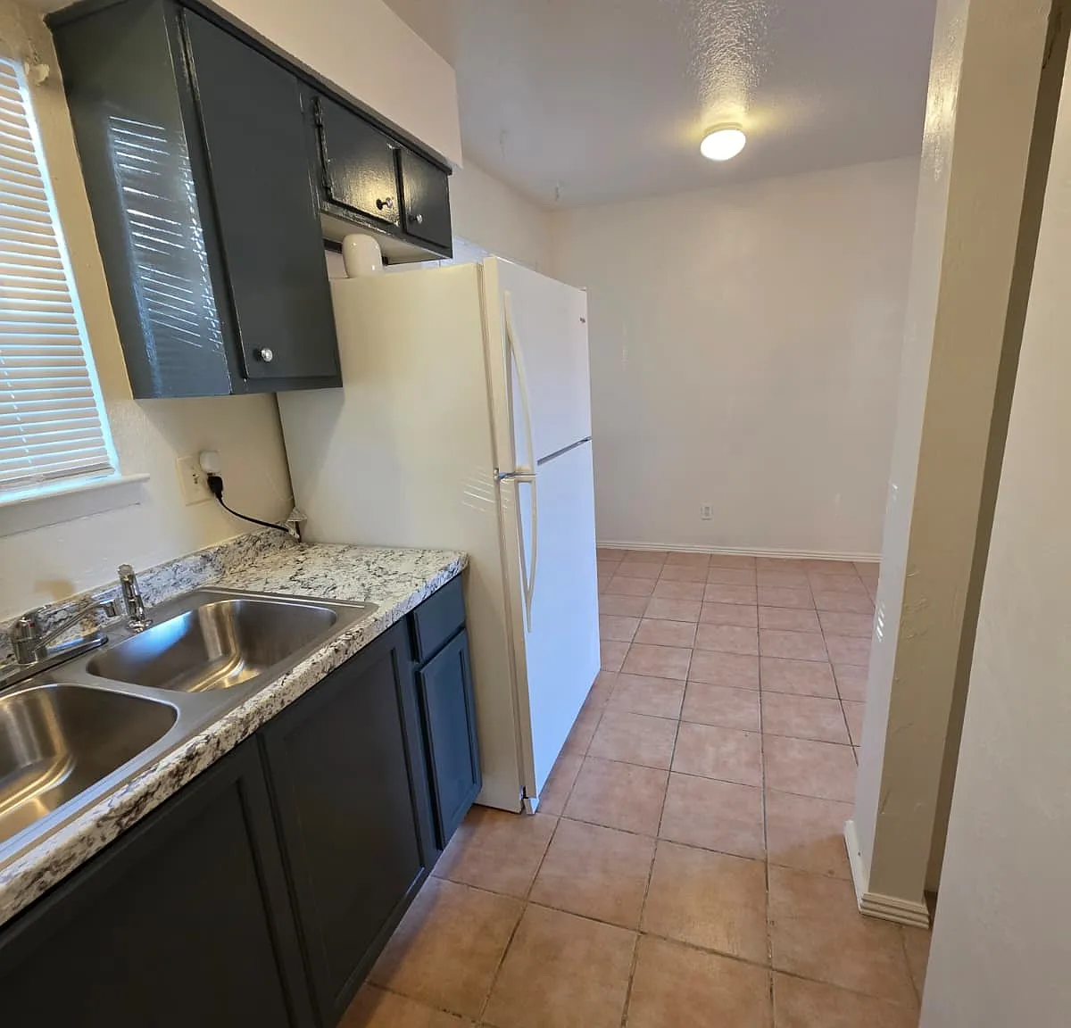 301 Utah St SE — Photo 4