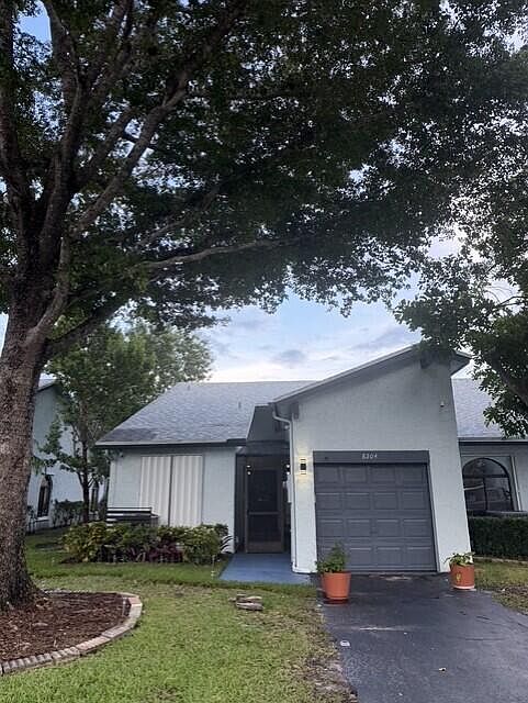 1st image of 8204 NW 100th Lane