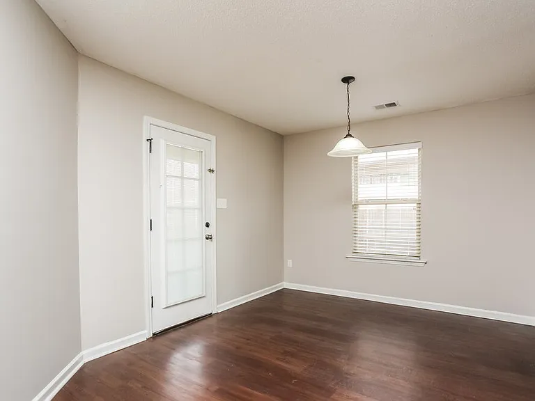 9476 Eckley Pl — Photo 6