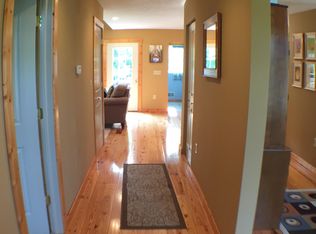 2933 Bristol Ave NW, Grand Rapids, MI