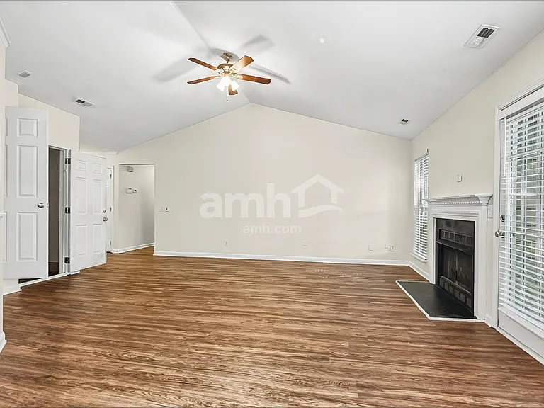 7940 Ebony Rd — Photo 6