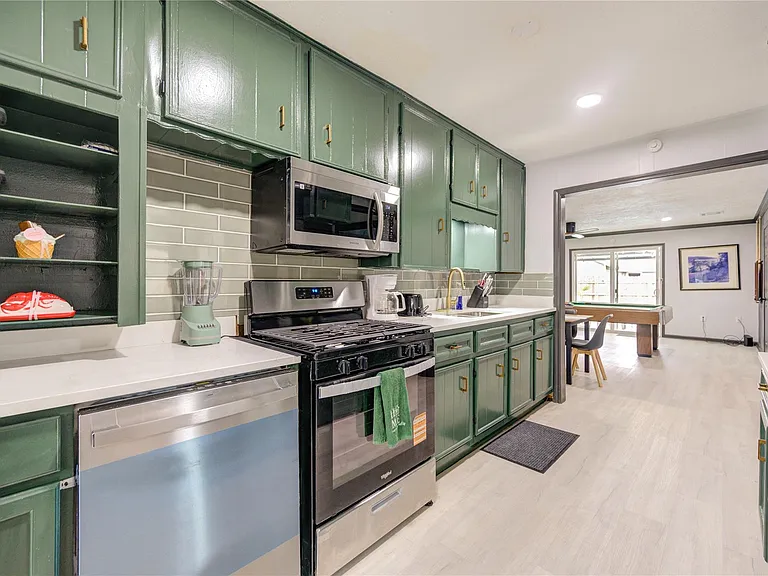 12434 Mylla St — Photo 9
