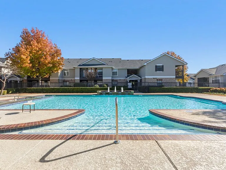 2400 Bolton Boone Dr — Photo 9