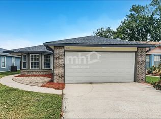 1694 Ashwood Cir, Middleburg, FL 32068