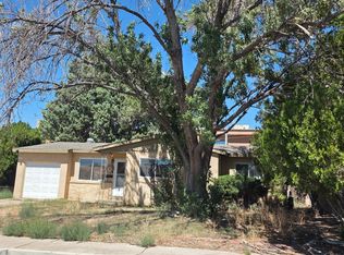 10101 Matthew Ave NE, Albuquerque, NM 87112