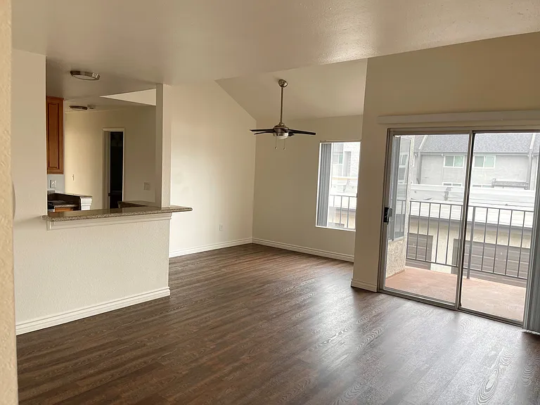 The Pinery Apartments — Photo 12