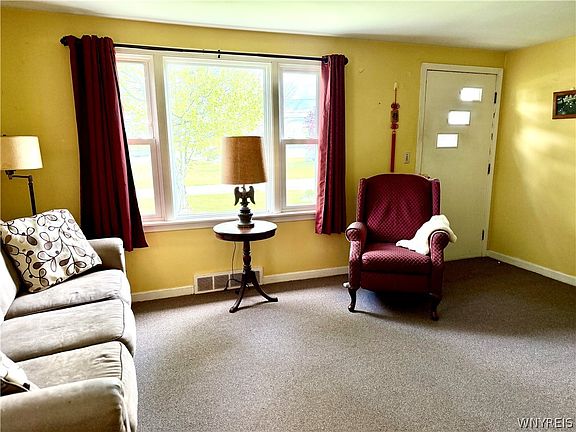 4th image of 4011 Hardt Rd