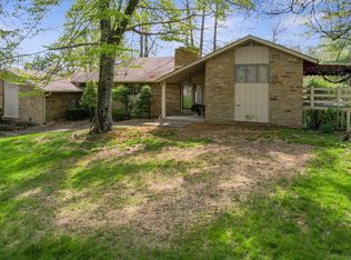 2133 E Devon Ct, Martinsville, IN 46151