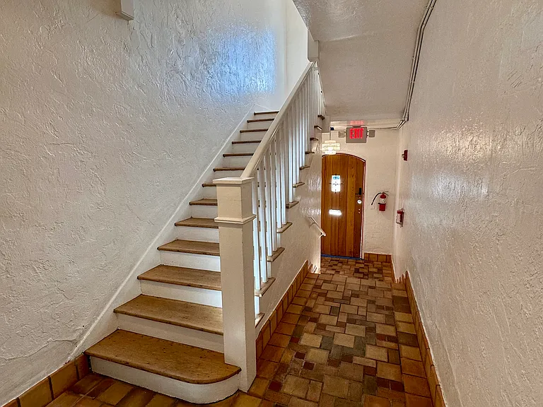 1534 Euclid Ave #C — Photo 17