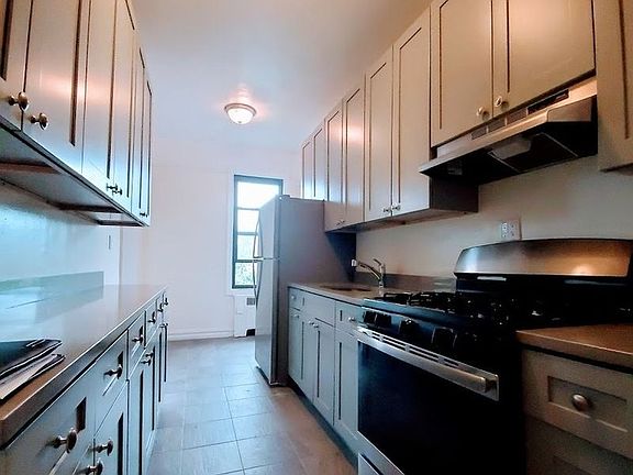 3rd image of 27-10 Newtown Ave #4
