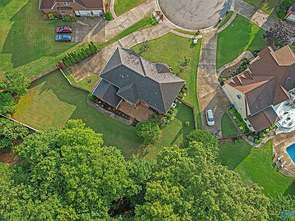 5th image of 120 Wood Creek Dr