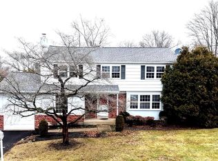 77 Lenape Dr, New Britain, PA 18901