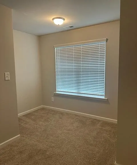 156 Amelia Dr — Photo 18