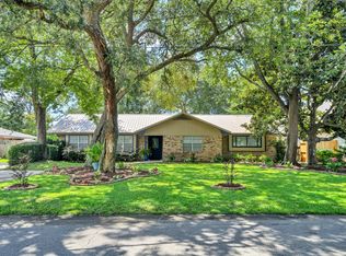 726 Powell Dr NE, Fort Walton Beach, FL 32547