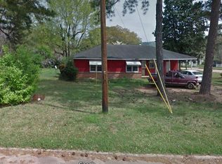 27 Johnson Ave, Manchester, GA 31816
