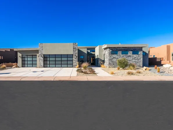 3216 S Sandstone Dr, Hurricane, UT 84737