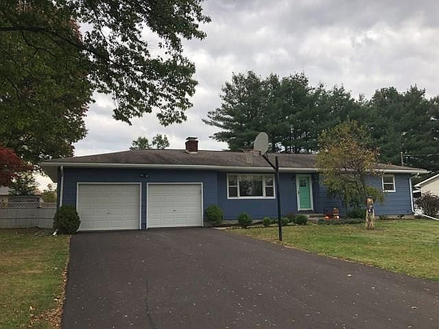 1st image of 34 Lyons Dr