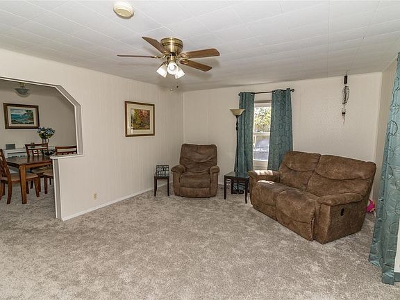 2nd image of 623 Beatrice Ave