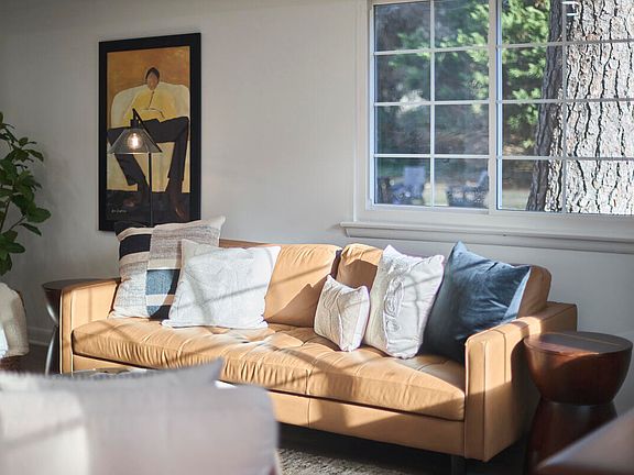 5th image of 2613 McNeil St #F