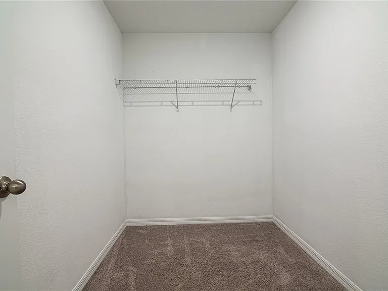 205 Mandovi St — Photo 24