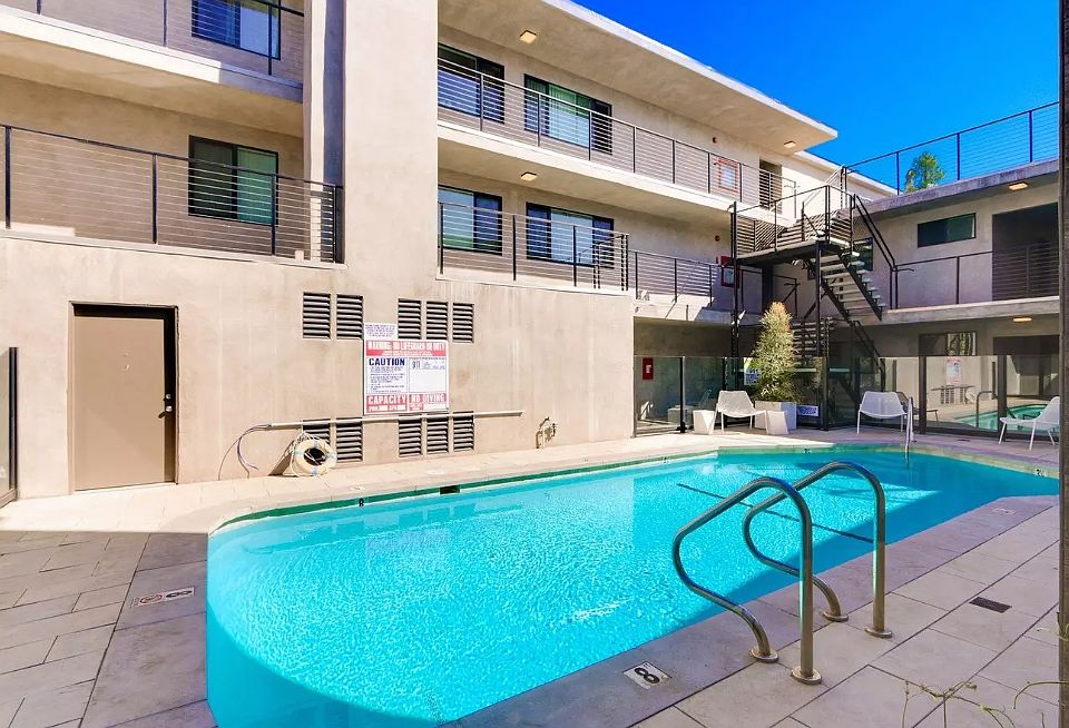 1st image of 2727 6th St APT 211