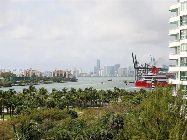 100 S Pointe Dr, Miami Beach, FL