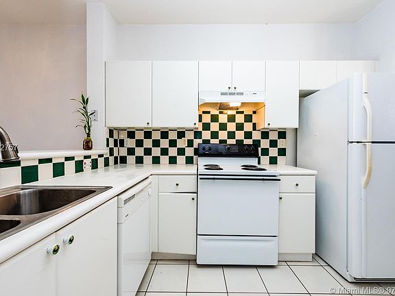 4th image of 7130 NW 177th St APT 208-8
