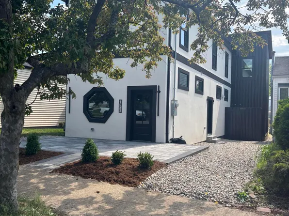 1032 Lydia St, Louisville, KY 40217