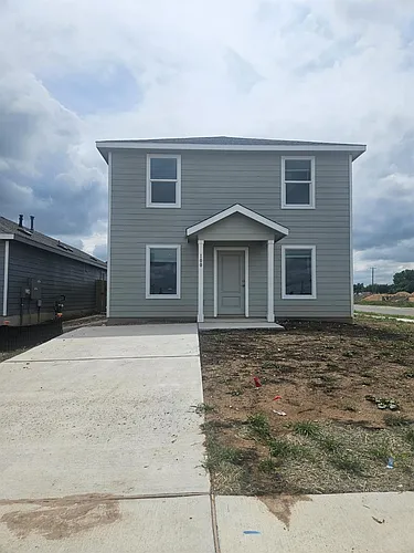 100 Silent Sky Ln Photo 1