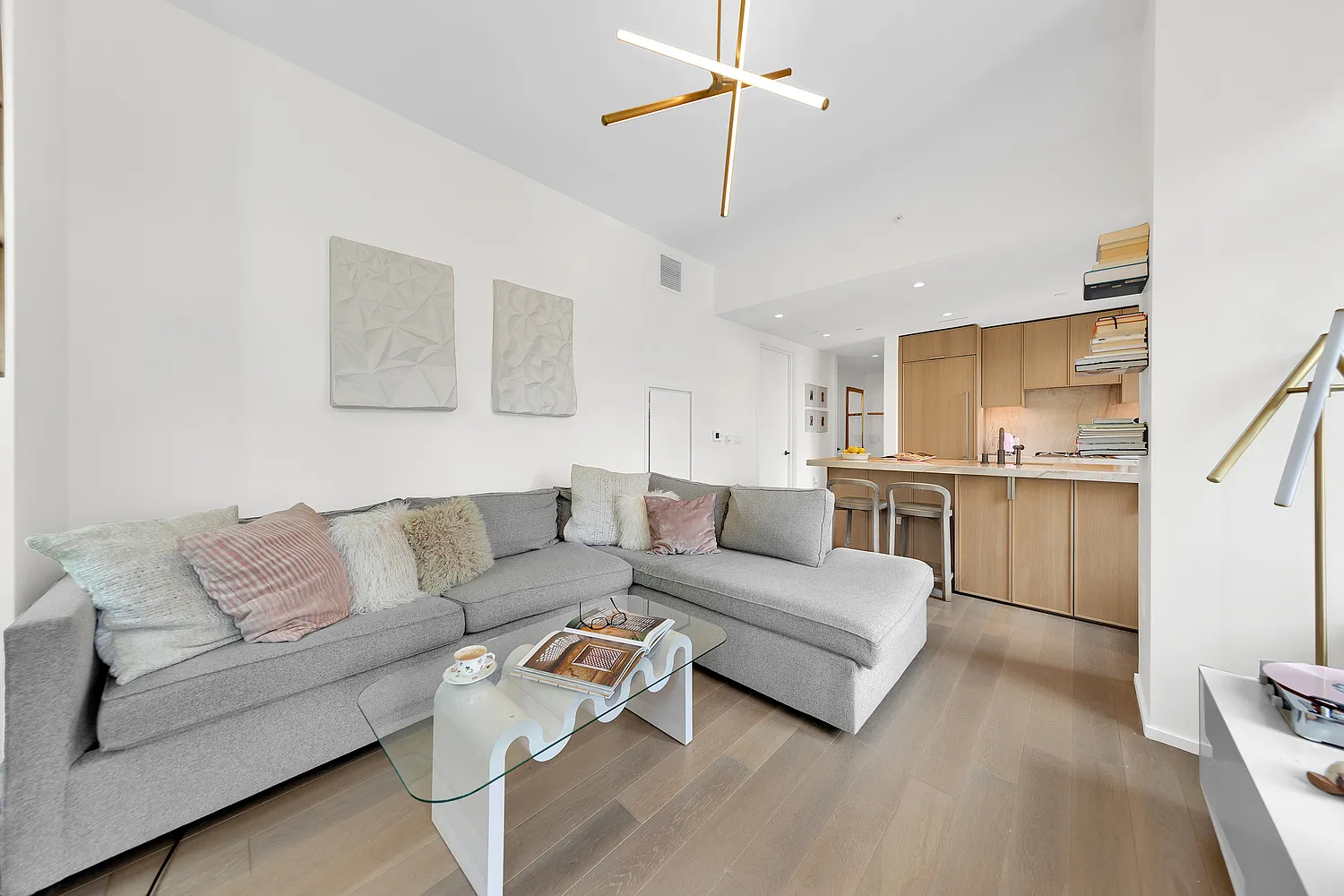 543 West 122nd Street — Photo 4