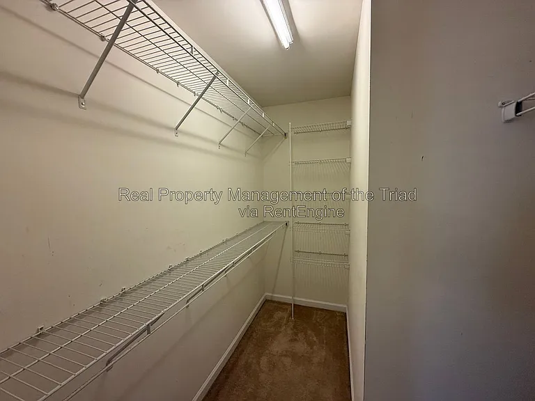 5817 Huckleberry Ct — Photo 9