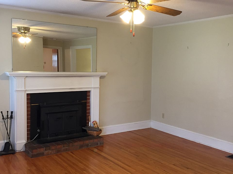 living room- fp insert