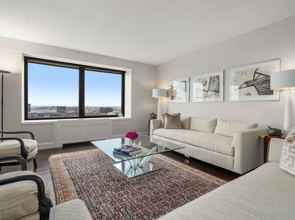 85 E India Row APT 28F, Boston, MA 02110