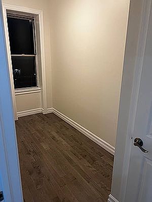5th image of 156 Hart St Floor 3