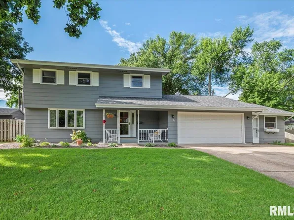 22 Bonniebrook Rd, Chatham, IL 62629