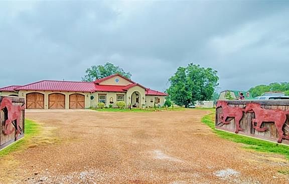 3rd image of 1909 Fm 731