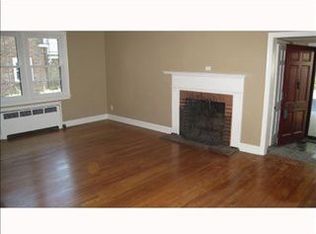 500 Willow Dr, Pittsburgh, PA 15243