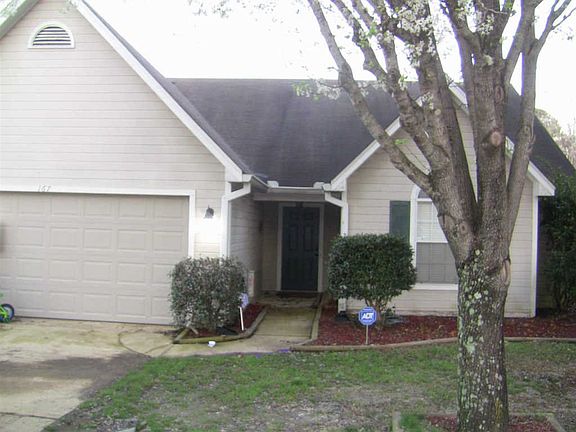 3rd image of 167 Dogwood Cir