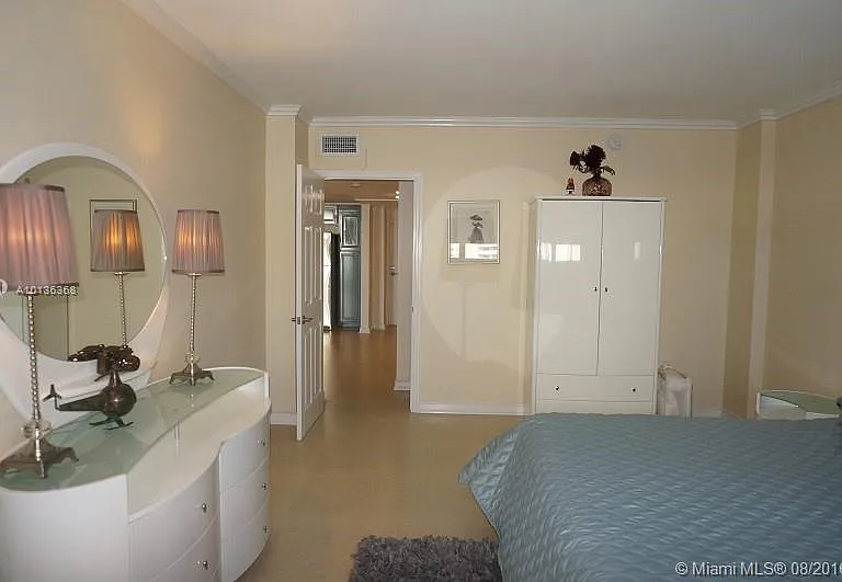 19370 Collins Avenue Seasonal #923 — Photo 15