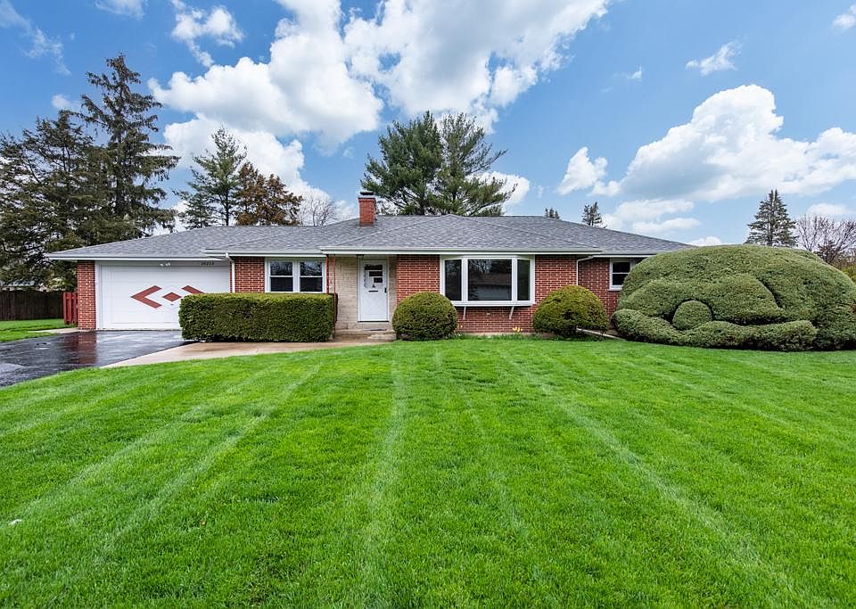1st image of 26222 W Boesch Pl