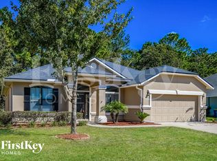 13737 Devan Lee Dr N, Jacksonville, FL 32226