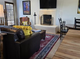 1089 Governor Dempsey Dr #B, Santa Fe, NM 87501