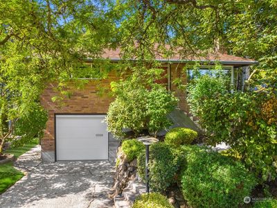 7343 23rd Avenue NE, Seattle, WA, 98115
